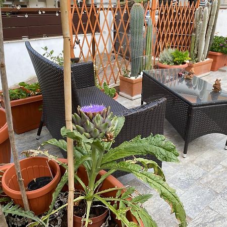 Officinale Rome Apartment, Pineta Sacchetti Roma Exterior foto
