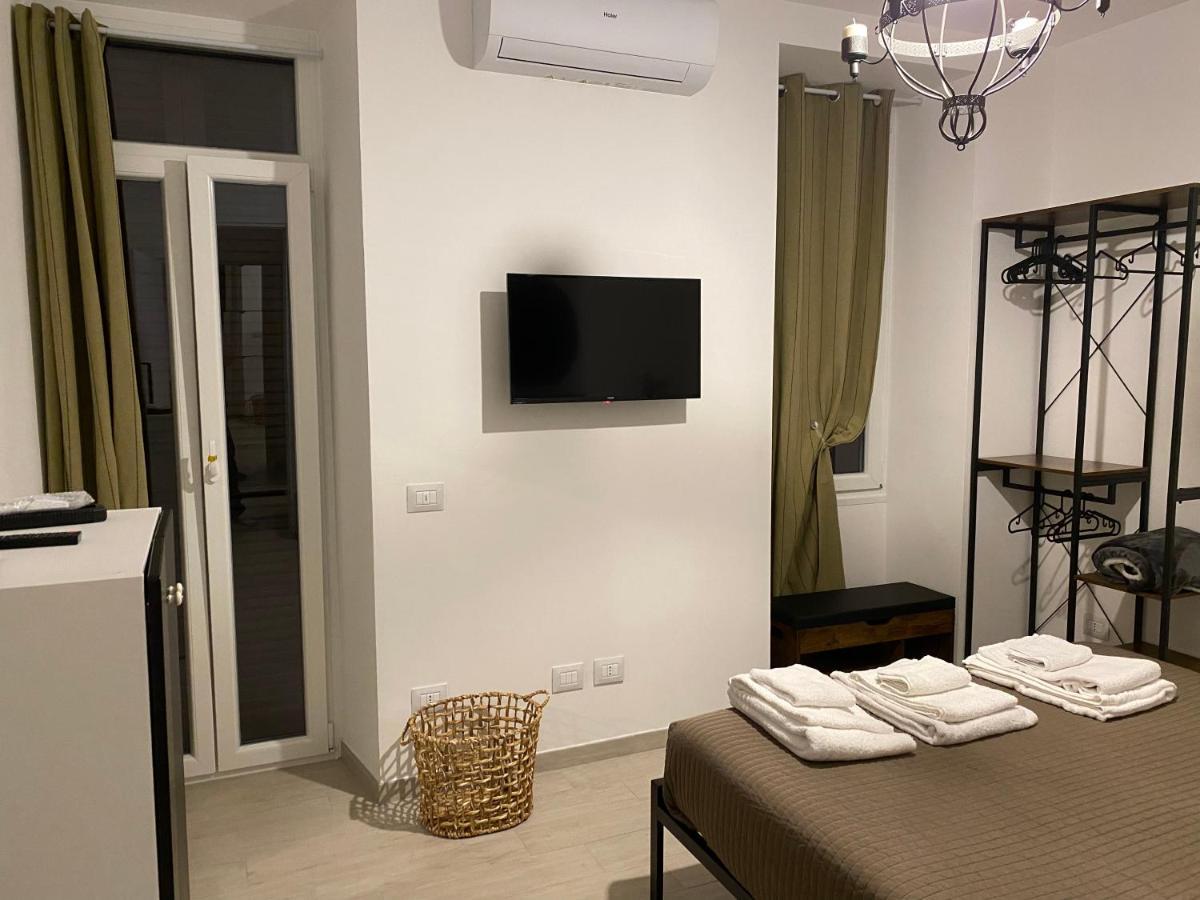 Officinale Rome Apartment, Pineta Sacchetti Roma Exterior foto