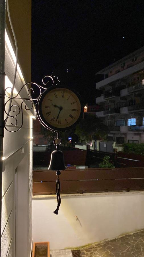 Officinale Rome Apartment, Pineta Sacchetti Roma Exterior foto